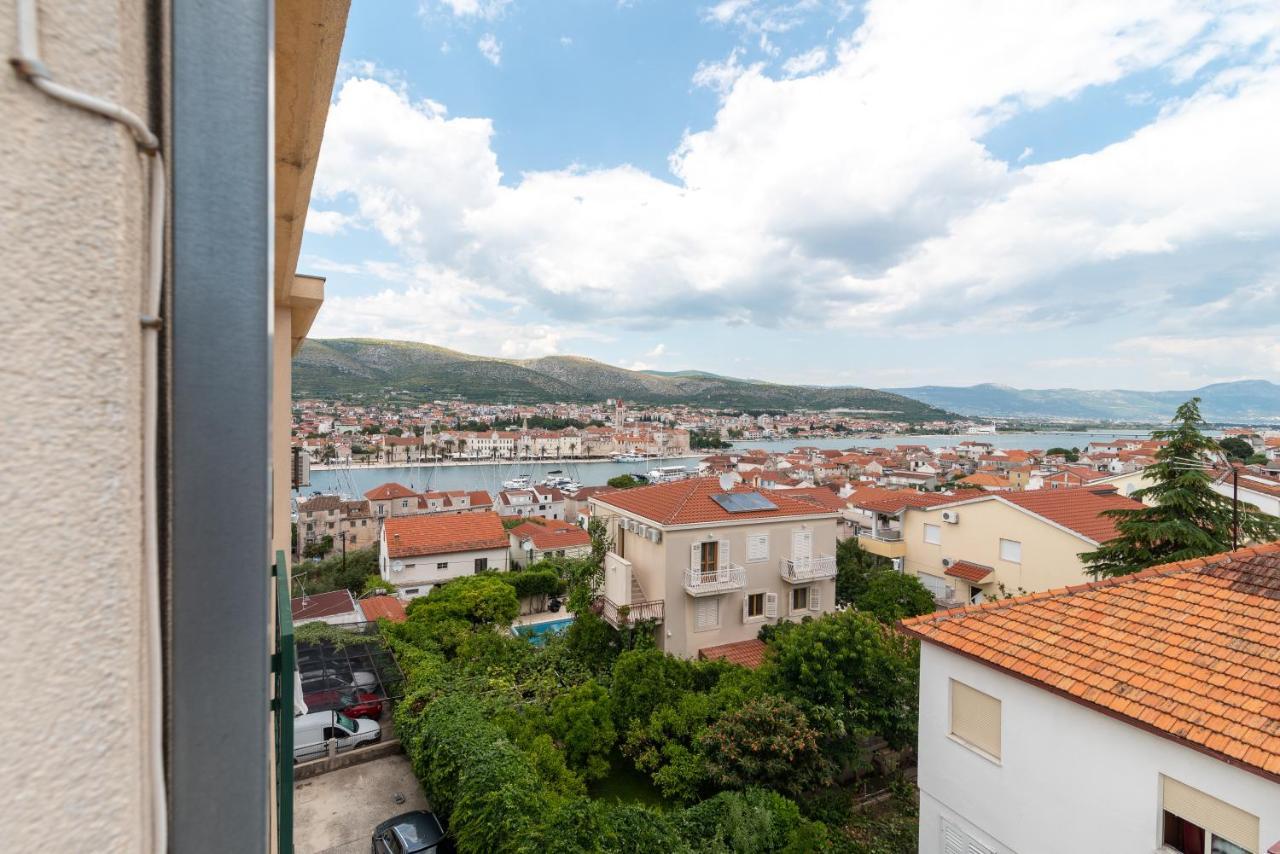 Apartman Dildo Apartment Trogir Luaran gambar