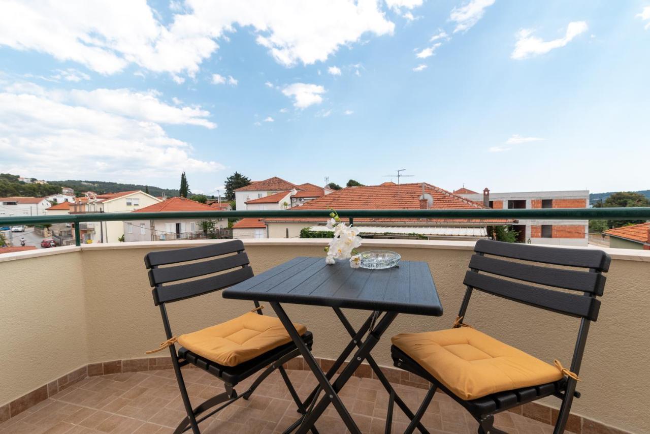 Apartman Dildo Apartment Trogir Luaran gambar