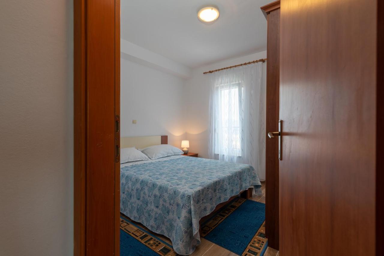 Apartman Dildo Apartment Trogir Luaran gambar