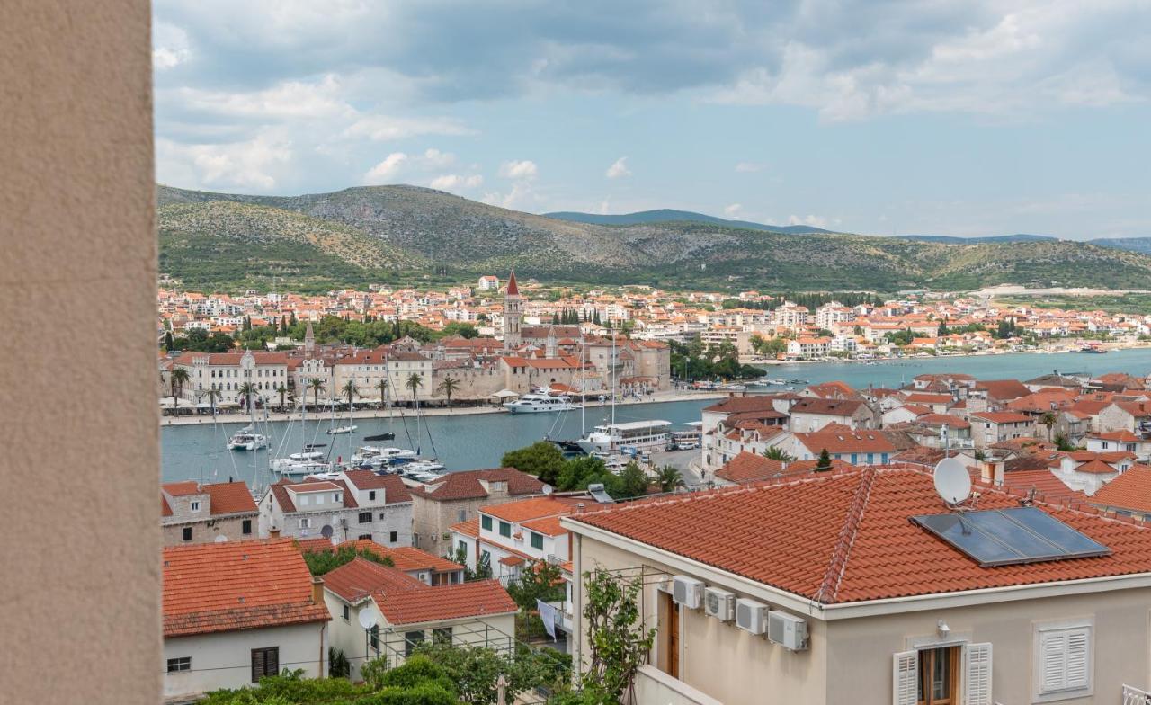 Apartman Dildo Apartment Trogir Luaran gambar